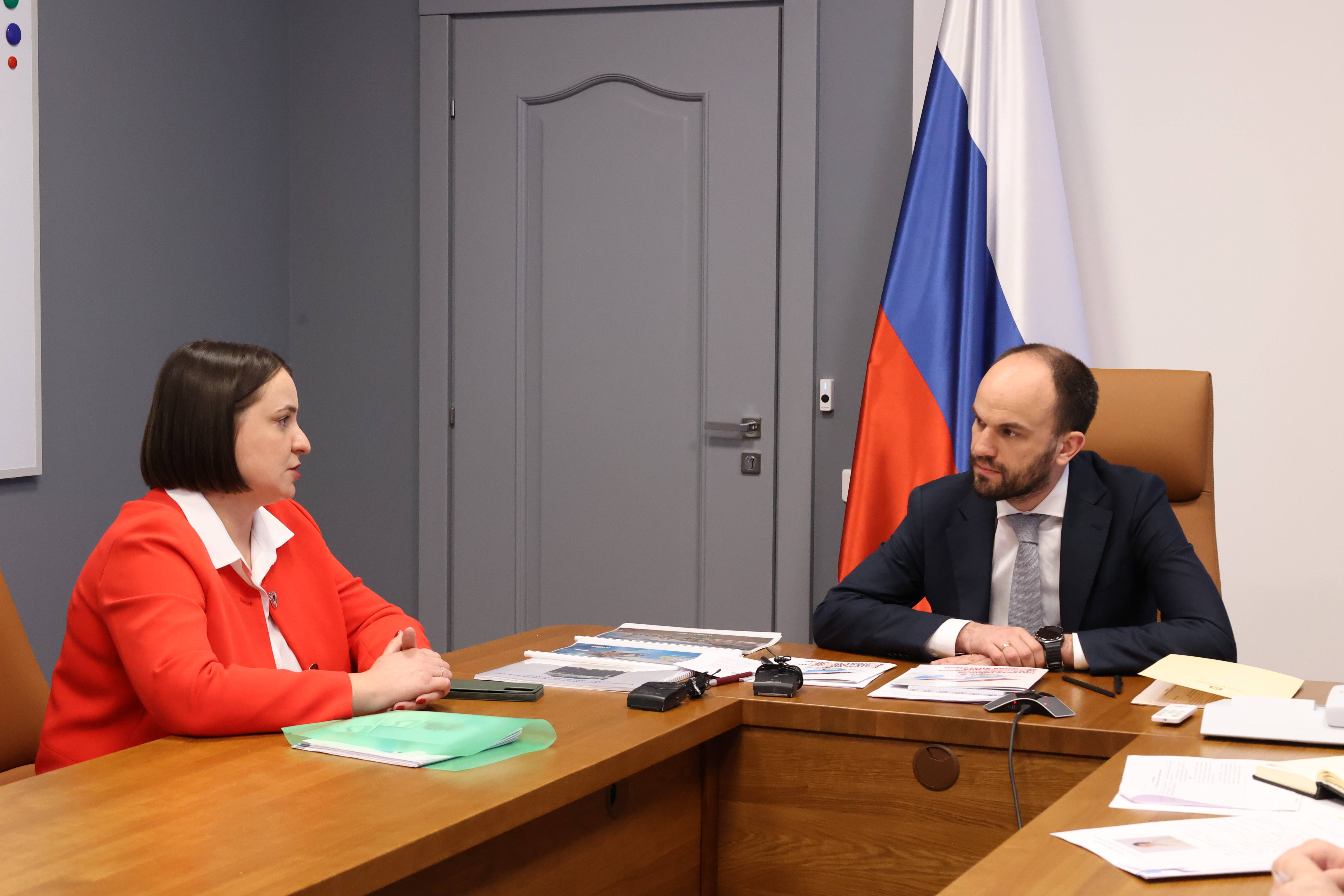 Час с бизнесом: вице-губернатор Антон Емельяненко провел личный прием предпринимателей