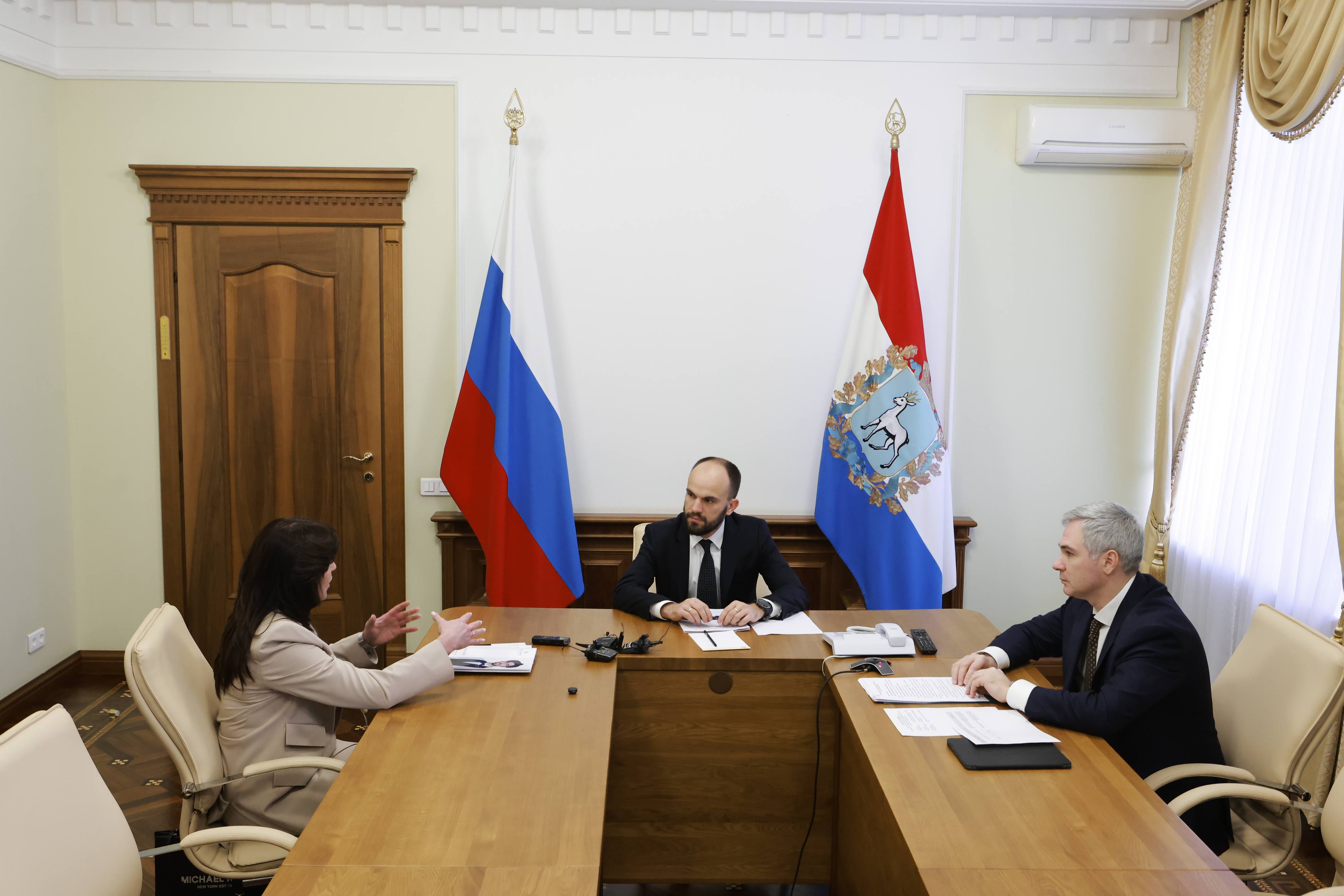 Час с бизнесом: руководство Самарской области продолжает проводить личные приемы предпринимателей