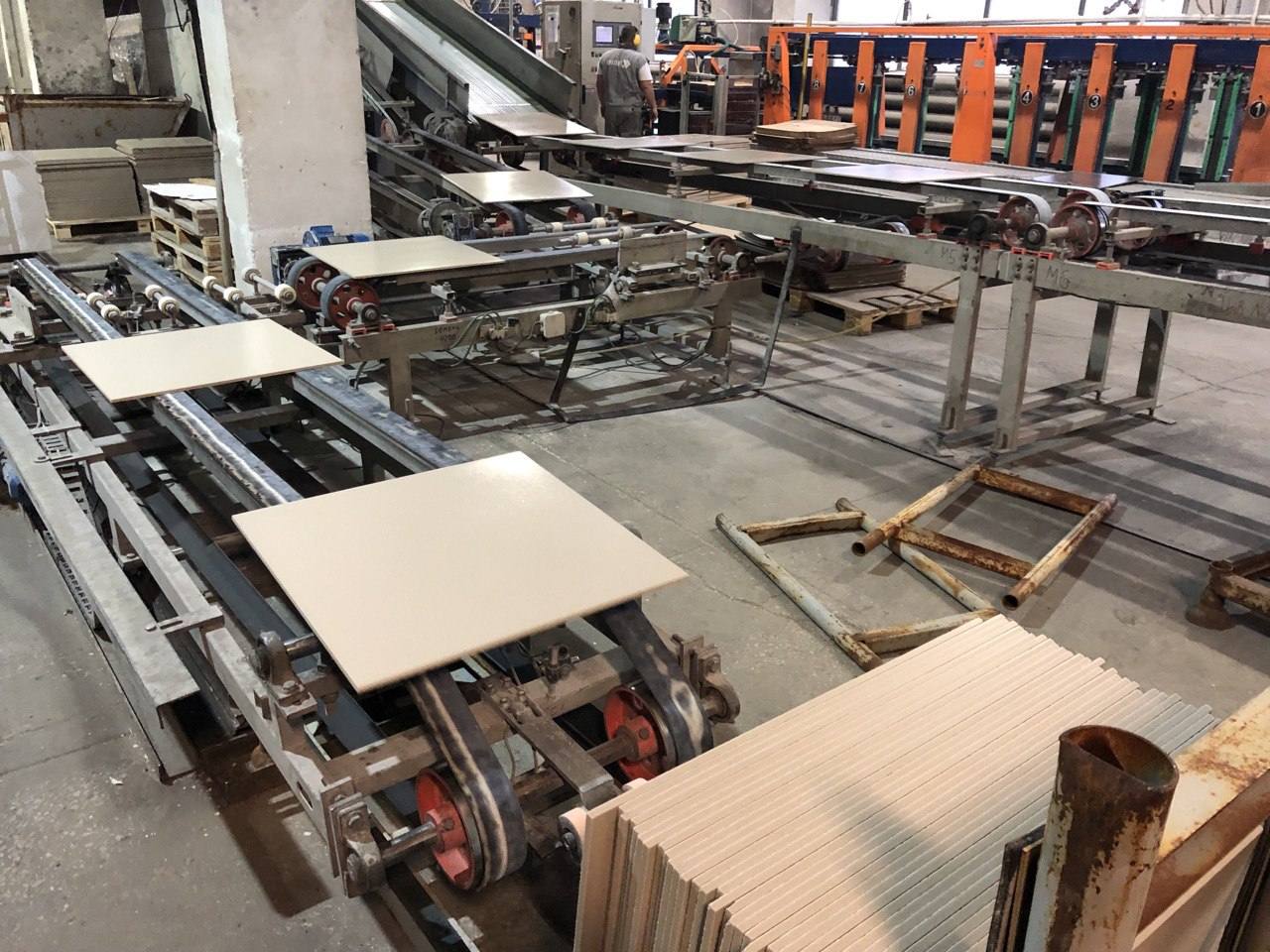 Российское сырье и планы по расширению производства: завод «Самарский Стройфарфор» развивается с господдержкой